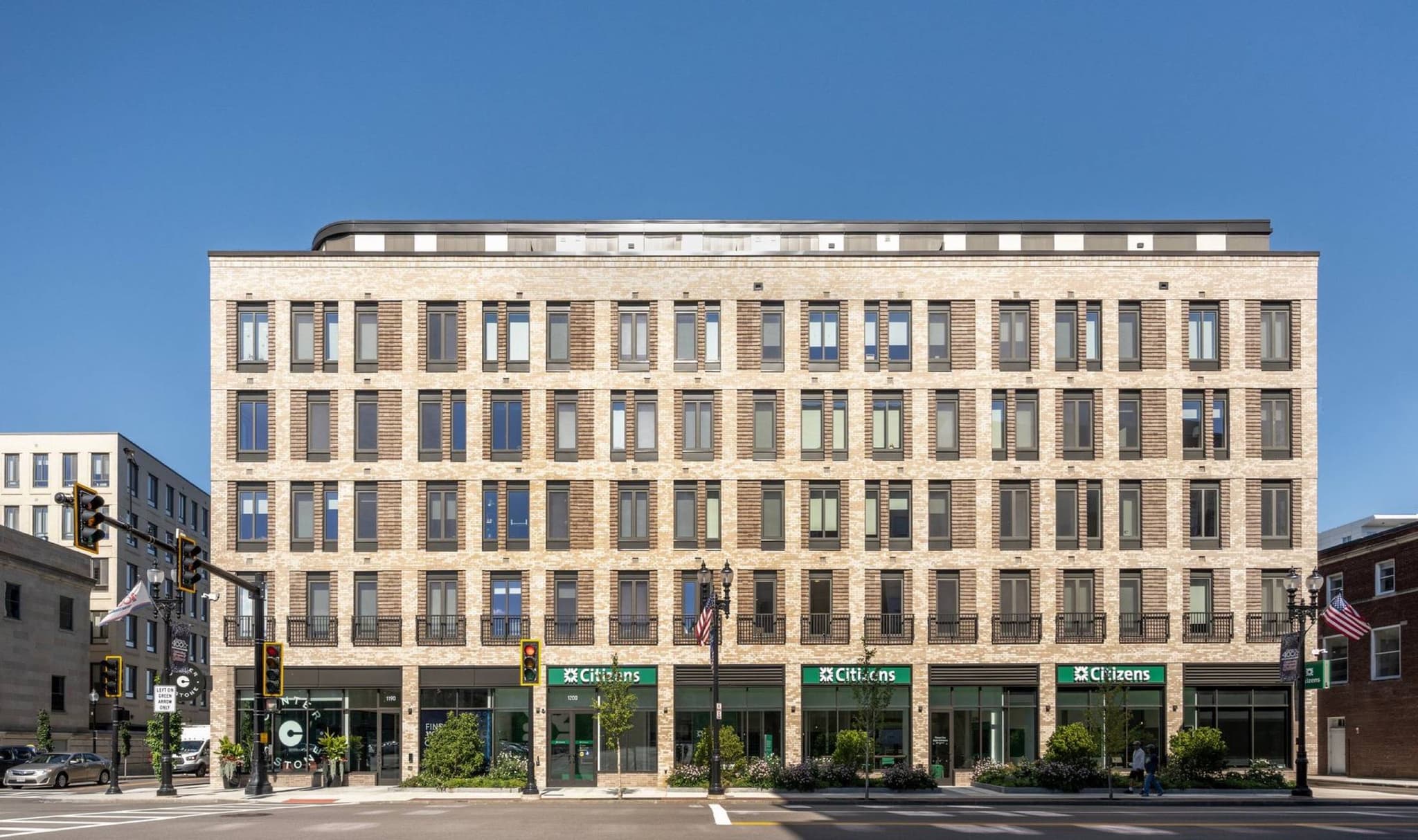 Center & Stone — view 19