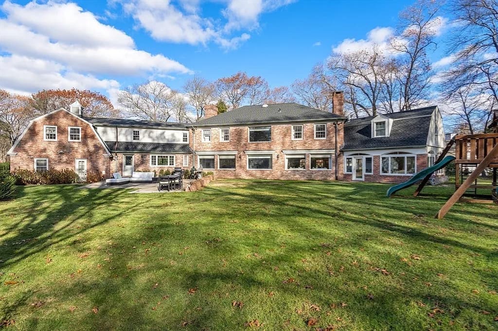 Corcoran Residence — view 3